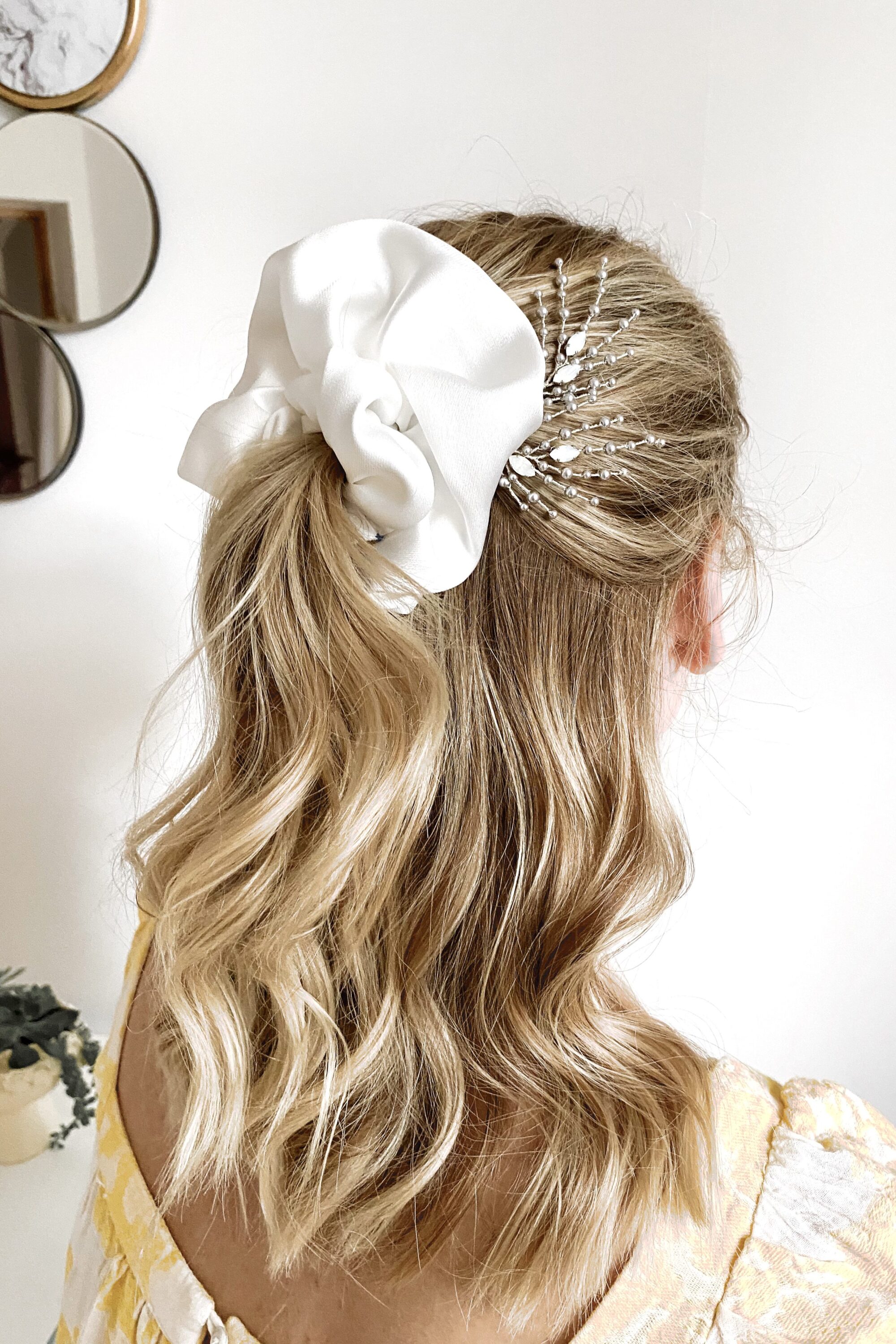 Pearl Drops Pin- Magnolia Atelier